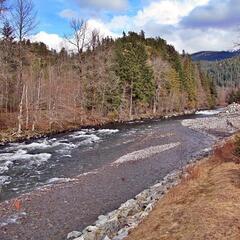 Fluss in der Nähe von Squamish