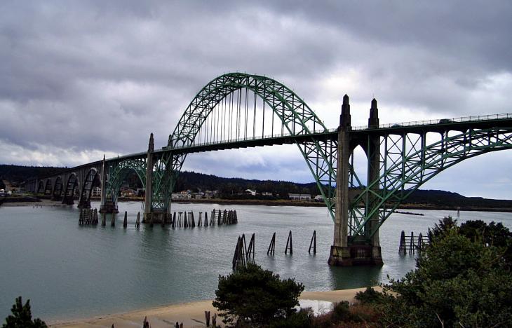 Die Brücke von Newport