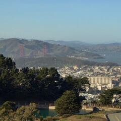 Golden Gate Bridge (seen from Twin Peaks)