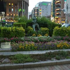 "Flower Road" (Sannomiya Station)