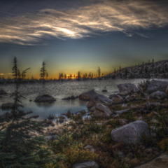 Sonnenuntergang in Desolation Wilderness (HDR)